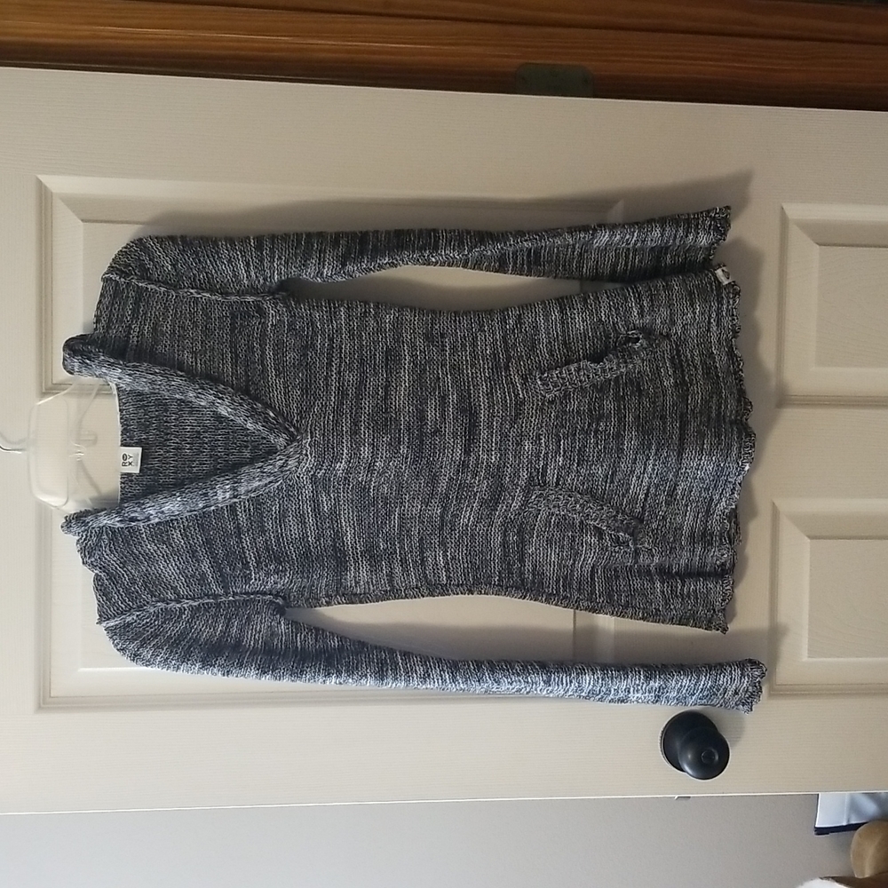 Roxy Baja sweater with kangaroo pocket and hood